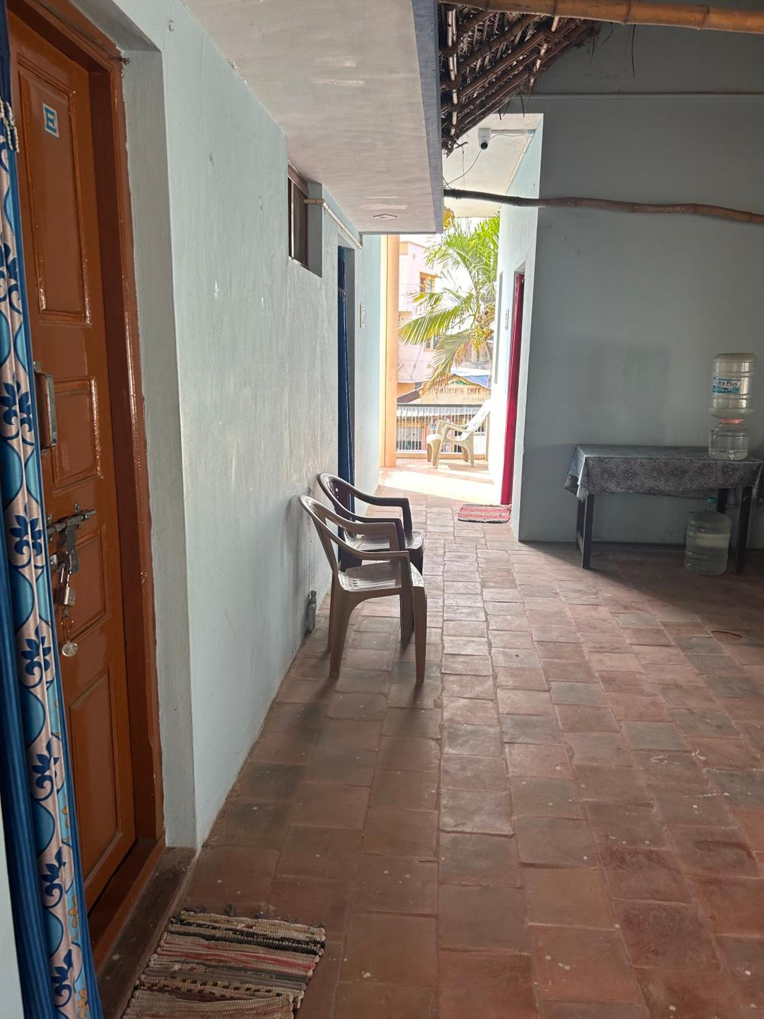 Anbu Ramana Guest House Tiruvannāmalai Eksteriør billede