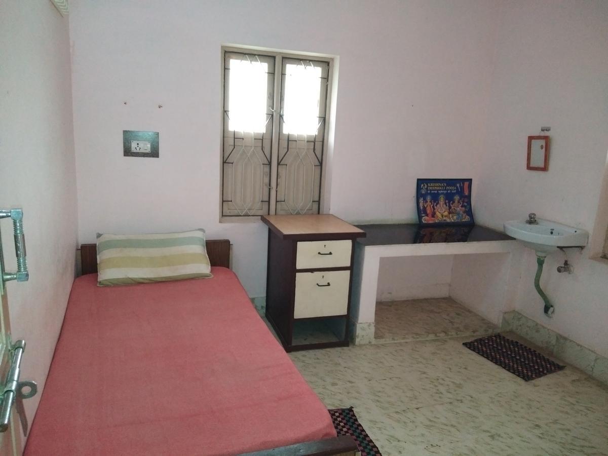 Anbu Ramana Guest House Tiruvannāmalai Eksteriør billede